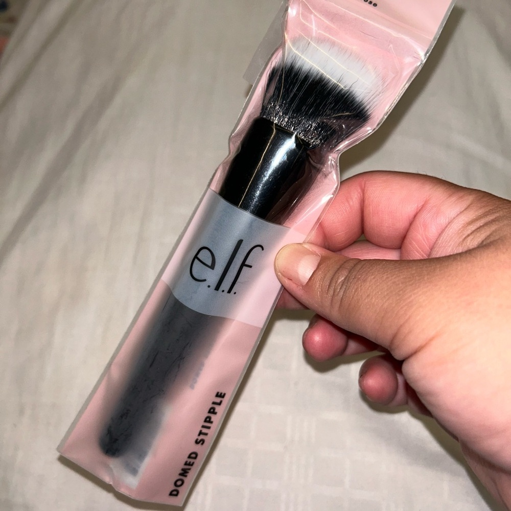 E.L.F. Stipple Brush